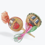 Güira Maracas – Hand-Painted Couple with Faces